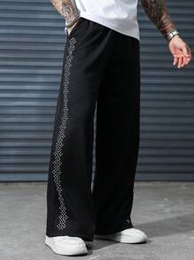 Manfinity EMRG Men's Relaxed Fit Loose Casual Rhinestone Embellished Sweatpants - Black - View 5