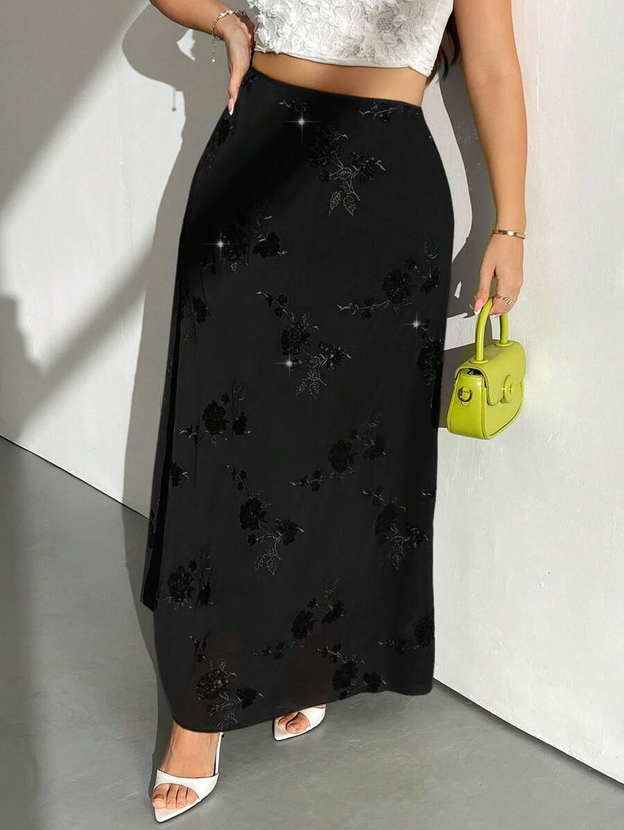 Firerie 大码女式优雅花卉刺绣飘逸下摆长裙 - 黑色 - 查看 1