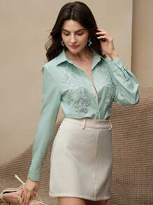 Anewsta 女士优雅春夏休闲衬衫，饰有精美刺绣和贴花，单排扣设计 - 綠色 - 查看 5