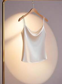 Franclia 女士深V领缎面吊带背心 - 杏色 - 查看 1