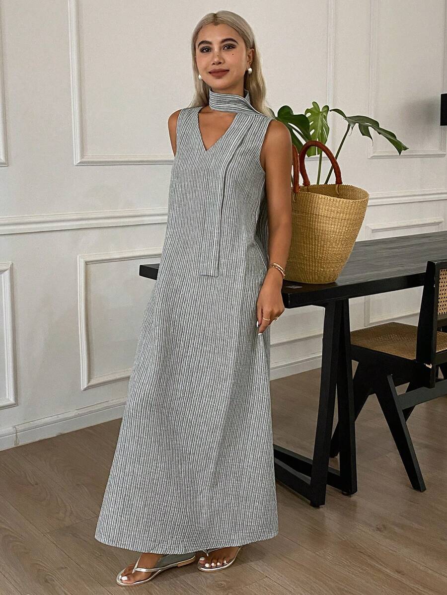 DAZY Váy midi chữ A kẻ sọc rộng cổ chữ V cho nữ, phong cách nghỉ dưỡng cho mùa hè, váy thường ngày cho nữ - màu xanh lá - Xem 1