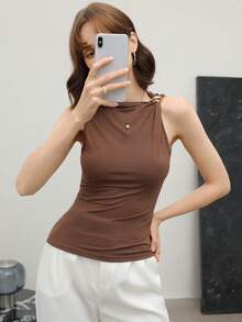 EMERY ROSE Summer Fashionable Metal Decor Tank Top