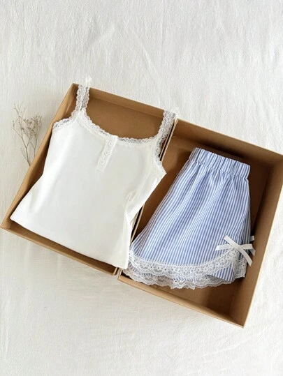 SHEIN Tween Girl Casual Enkel Bekväm Blommigt Linne Med Rosettdekoration Och Hjärtdekorativa Shorts Set