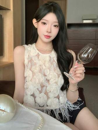 DAZY Blusa sin mangas de organza elegante de verano con bordado de encaje floral 3D, con flecos transparentes en el bajo, para mujeres. Tops cortos para mujeres para salir