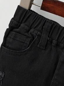 SHEIN Pantalones cortos vaqueros negros skinny con roturas y deshilachados para niño, para primavera y verano - Negro - Ver 3
