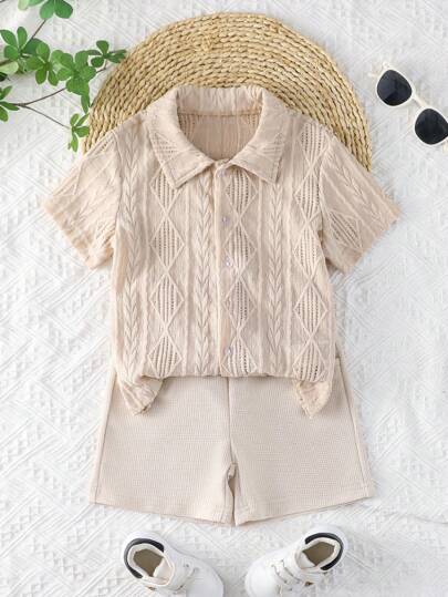 SHEIN Vintaside Kids 2 件套年轻男孩夏季时尚 Polo 领短袖衬衫和户外休闲运动跑步短裤套装