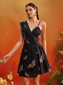 KATHARSIS Frida Kahlo X SHEIN X Designer 蝴蝶印花单肩带不对称褶皱修身迷你连衣裙 - 黑色 - 查看 4