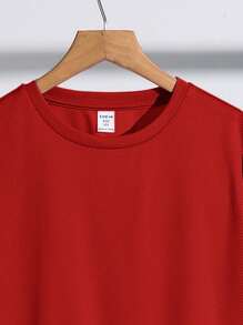SHEIN 2件套青少年男童拼接运动纹理竖条纹图案短袖T恤和短裤套装 - 紅色 - 查看 3