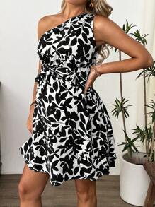 SHEIN 孕妇碎花不对称领口无袖连衣裙 - 黑與白 - 查看 6