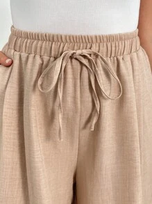 SHEIN Essnce Plus Size Women's Spring And Summer Fashion Casual Loose And Comfortable Basic Daily Versatile Slim Elastic Waist Khaki Shorts Shorts, Simple Style,Going Out Clothes,Baggy Pants,European Summer,Airport Outfit For Women,Boho,Vacation Clothes,Curve Shorts,Old Money Style,Comfy Shorts,Flowy Shorts,Bermuda Shorts