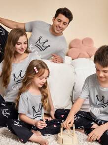 SHEIN 皇冠印花短袖和长裤男童睡衣套装 - 灰色 - 查看 4