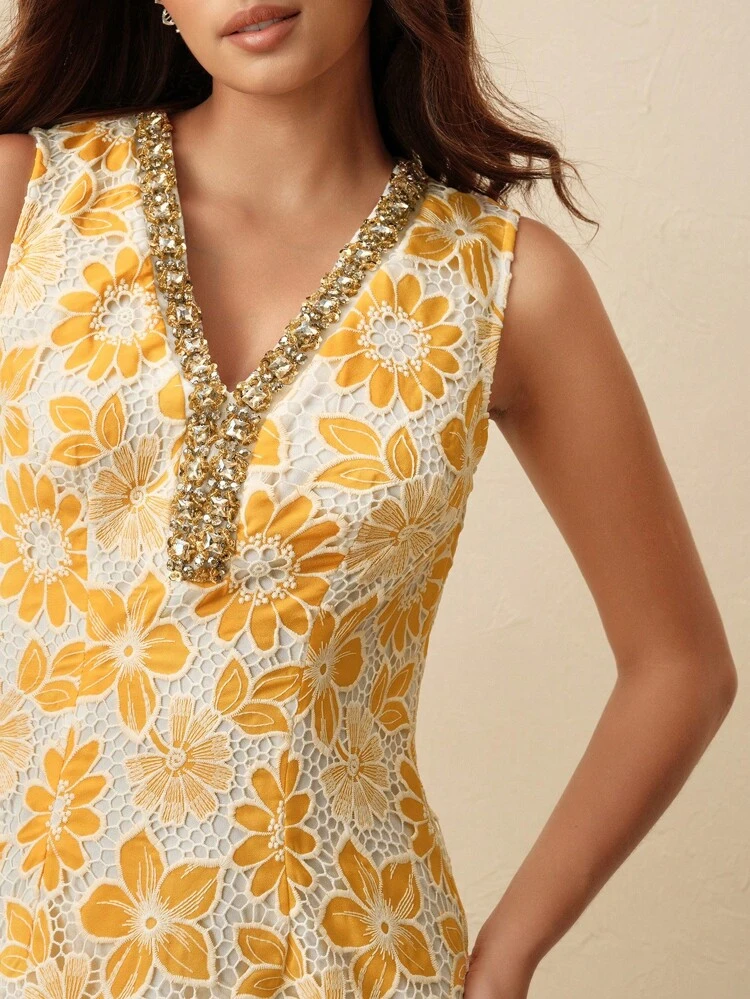 Women's Boho Floral Dress Yellow Sleeveless V-Neck Woven Mini Dress With Gold Embellished Detailing Perfect For Summer