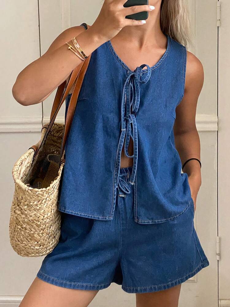 Women's V-Neck Korean Style Tie-Up Sleeveless Shirt And Denim Shorts Set