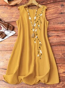 Vestido casual de talla grande para mujer con bordado y sin mangas para vacaciones - Amarillo - Ver 5