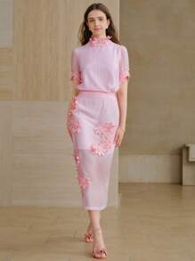 MOTF PREMIUM FLORAL EMBROIDERY PUFF SLEEVE TOP - Pink - View 4