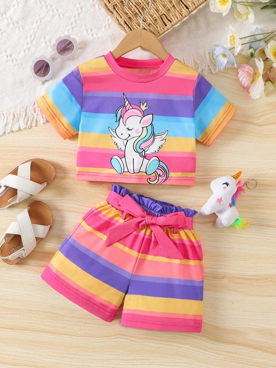 SHEIN Genkimix Kids 年轻女孩夏季条纹独角兽印花短袖 T 恤和短裤两件套，休闲 - 彩色 - 查看 1