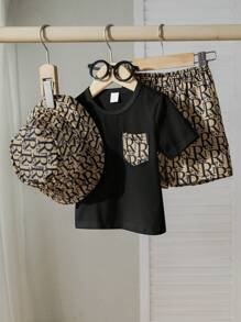 SHEIN 3件套男婴套装 - 字母印花针织T恤、短裤和帽子 - 彩色 - 查看 4