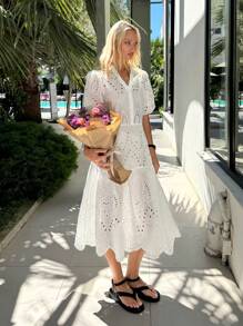 SHEIN EZwear Große Größen Weißes besticktes Kurzarm-Freizeitkleid, Sommer-Strand-Sonnenkleid im Boho-Stil, Cut Out - Weiss - Übersicht 4