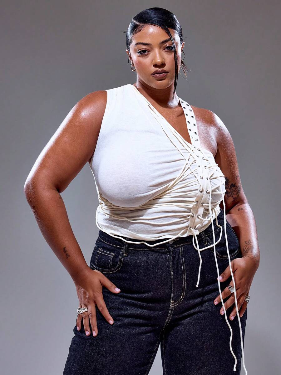 MUSERA Asymmetrisches Neckholder-Rüschen-Slinky-Ösen-Detail-Schnürung Figurbetontes Trägertop im Streetstyle-Urlaubslook der 90er Jahre Y2K, süß, lässig, City-Muse, Herbst-Winter