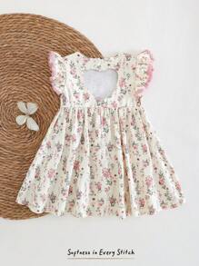 Cozy Pixies Abito da bambina con scollo tondo, maniche corte, vita arricciata e fantasia floreale ditsy