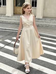 SHEIN Tween Girls Casual Commuter Butterfly Knot Decor Sleeveless A-Line Maxi Dress