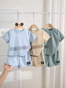 SHEIN 6 Stücke Baby Jungen/Mädchen Set mit Buchstaben-Muster Kurzarm T-Shirts & Shorts mit Gummibund, süßes einfarbiges Grundoutfit, Frühling/Sommer