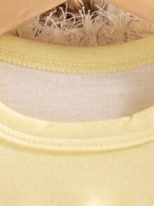 SHEIN Baby Girls' Cute Bee Animal Element Sleeveless Dress, Fashionable New Spring/Summer Style Toddler Bee Dress