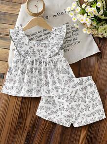 SHEIN 2 pezzi outfit per bambina - Top con maniche a volant e pantaloncini corti con fantasia floreale e blocchi di colore con decorazione a farfalla, tuta casual floreale vintage per primavera/estate, per esterno/vacanza - Verde - Visualizzare 2