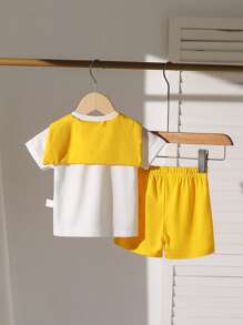 SHEIN Playful Pals Baby Boy & Toddler Boys Casual Blue Cape Design White Short Sleeve Top And Navy Blue Shorts Set, Round Neck Short Sleeve Top With Matching Shorts Outfit For Everyday Wear, Summer Yellow Baby Outfit Summer Outfits For Toddlers Sporty Summer Clothes Toddler Girl Summer Outfits For Toddler Summer Clothes For Toddler - Yellow - View 2