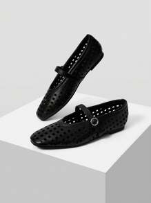 MOTF PREMIUM 镂空PU皮革芭蕾平底鞋 - 黑色 - 查看 4