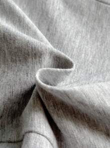 SHEIN Playful Pals 3件套幼儿男童针织运动休闲短裤套装，绿色、黑色、灰色，94%棉，吸汗透气，恐龙印花，春夏新款，适合居家或户外穿着。男婴短裤套装 - 彩色 - 查看 5