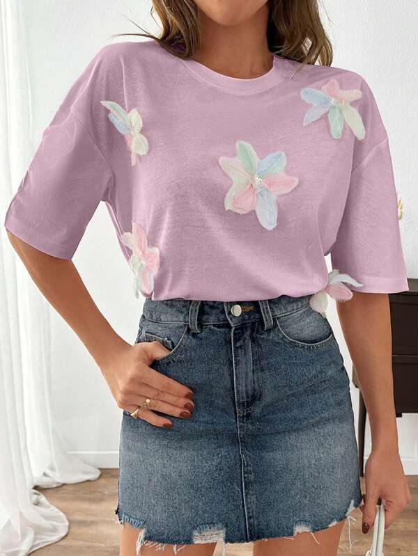 SHEIN maglietta a manica corta con applicazioni floreali per l'estate, magliette grafiche da donna