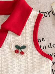 SHEIN Vintaside Kids 女婴夏季新款杏色纹理针织领拼接爱心3D装饰上衣和牛仔短裙套装，复古樱桃刺绣，可爱复古幼儿服装，复古女婴服装 - 彩色 - 查看 7