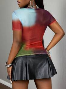 Slaydiva 2025 Autumn New Plus Size Women's Casual Street Style Sexy Sheer Mesh Color Block Patchwork Print Short Sleeve Fitted Blouse, Suitable For Music Festivals, Sexy Street Style, Graduation Season, Western Nomadic Style, Bohemian Style, Daily Outings, Motorcycle Sports, Clubs, Bombshell, Birthday Parties, Student Wear, Basic Versatile, Casual, Vacation, Cruise Travel, Beach, Sunbathing, Viral , Party Gatherings