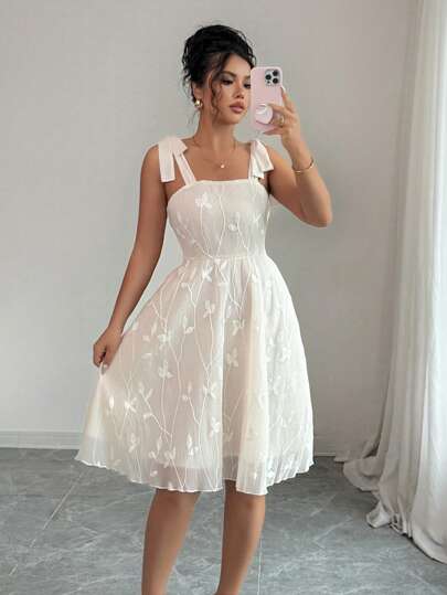 Elenzga Vestido estilo mini con cintura entallada, corte en A y bordados para mujer