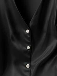 GlowEve CURVE Plus Size Elegant Lapel Sleeveless Button Up Shirt - Black - View 4