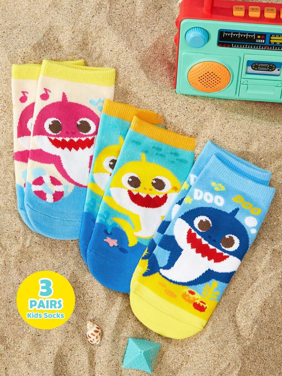 BABY SHARK X SHEIN 3双儿童纯棉可爱卡通海洋图案袜子，加固脚趾和脚跟，耐磨，适合男孩和女孩，适合上学和日常穿着，所有季节 - 彩色 - 查看 1
