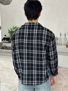 SHEIN Chemises à manches longues à carreaux décontractées et confortables, polyvalentes pour les ados garçons. Idéales pour les superpositions dans la mode quotidienne