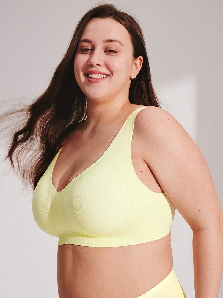Plus Dream Curve Air Wireless Breathable Plunge Bra