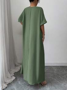 Rafferiza Solid Color Textured V-Neck Knitted Floral Slit Loose Women Short Sleeve Dress - Green - View 2