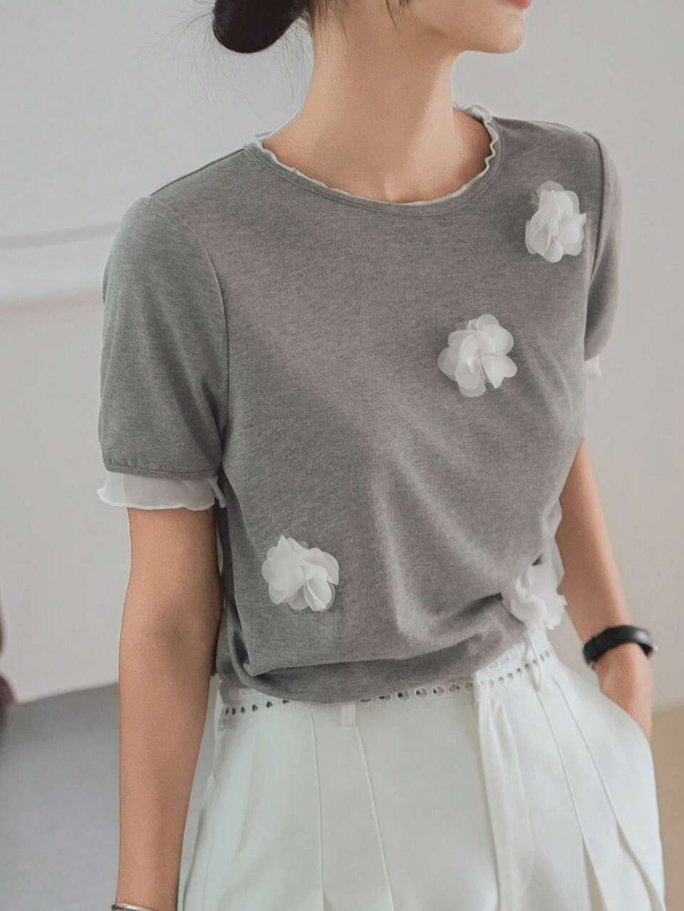 Women's Summer Casual Contrast Color Mesh Patchwork 3D Floral Decor Short Sleeve T-Shirt, Business & Holiday