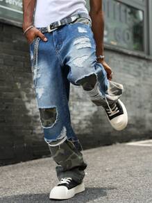 Manfinity EMRG Men's Contrast Color Camo Print Distressed Pocket Street Style Jeans