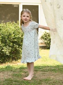 Young Girl' Simple Fresh Blue & White Plaid Ditsy Floral Ruffled Collar Casual Nightgown Loungewear Young Girls Clothing Dress Young Girls Clothing Spring Young Girls Clothing Cute Young Girls Clothes Young Girls Clothing Dresses Kids Summer Clothes Young Girls Dresses Kids Clothes Girls Young Girls Dresses Young Girls Dresses Summer Dresses For Kids