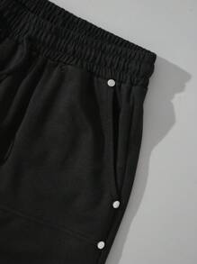 ROMWE MEN Street Life 男士抽绳腰口袋休闲字母印花金属铆钉宽松短裤