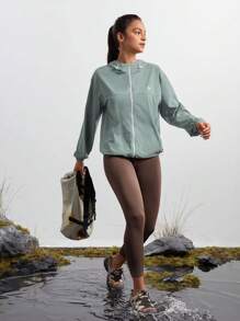 In My Nature 女式拉链立领抽绳连帽休闲夹克 - 墨綠色 - 查看 4