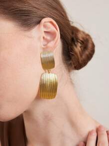 MOTF PREMIUM 18K GOLD PLATED GEOMETRIC DANGLE EARRINGS - Gold - View 9