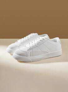 CUCCOO EASI 女士舒适厚底一脚蹬滑板鞋，时尚白色，适合通勤和休闲穿着