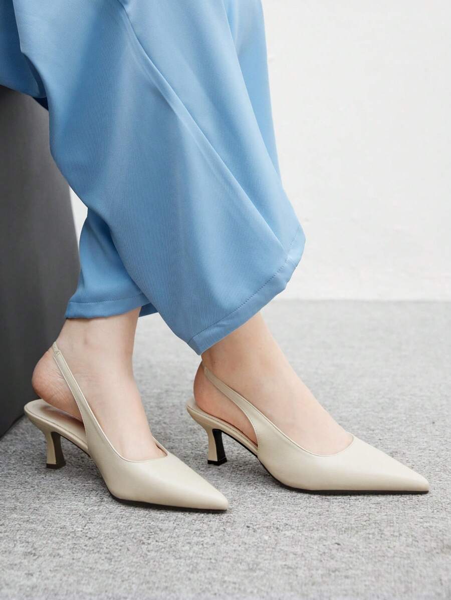 CUCCOO BIZCHIC 米色露背优雅办公室休闲高跟鞋 - 米色 - 查看 1