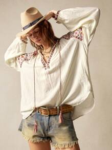 Bohemela 大码女式几何刺绣抽绳领长袖休闲衬衫 - 杏色 - 查看 7