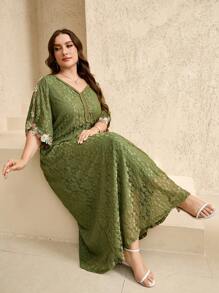 Al Najma Plus Size Green Lace Long Modest Dress With V-Neck And Elegant Embroidered Half Sleeves, Perfect Arabian Wear For Women. Kaftan Jalabiya Dress